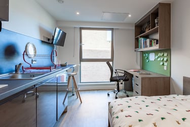 Superior Studio at Pavilion Point, 118-132 London Road, The Level, Brighton, BN14JH - Image 10